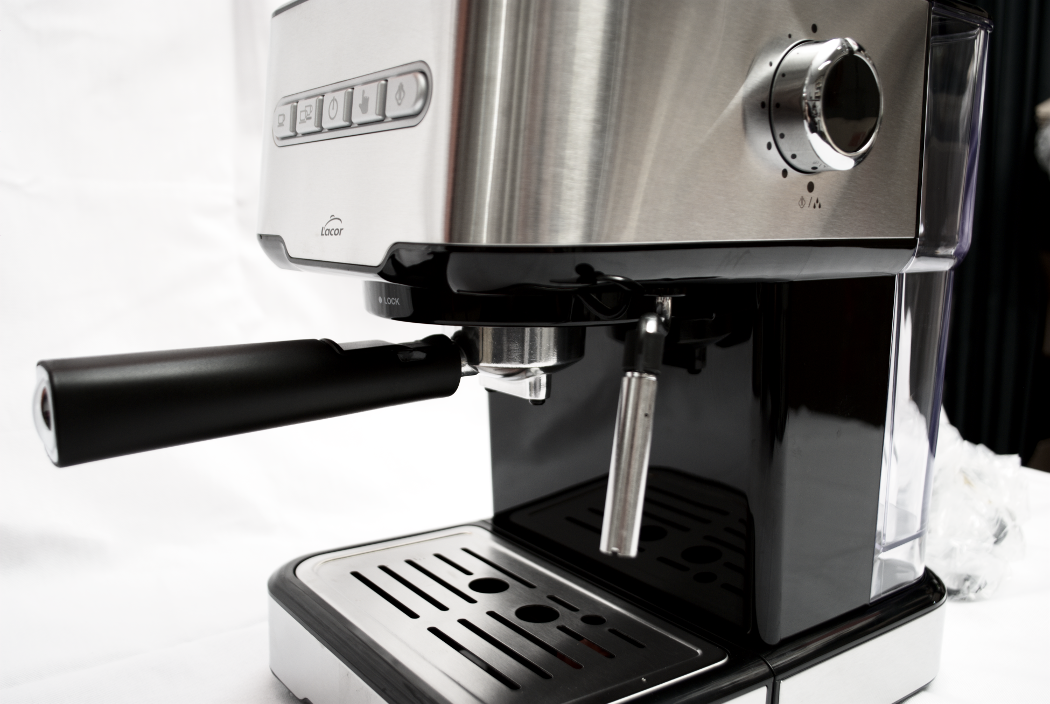 Prepare cualquier tipo de café, cafetera Espresso Sence 69256 Lacor